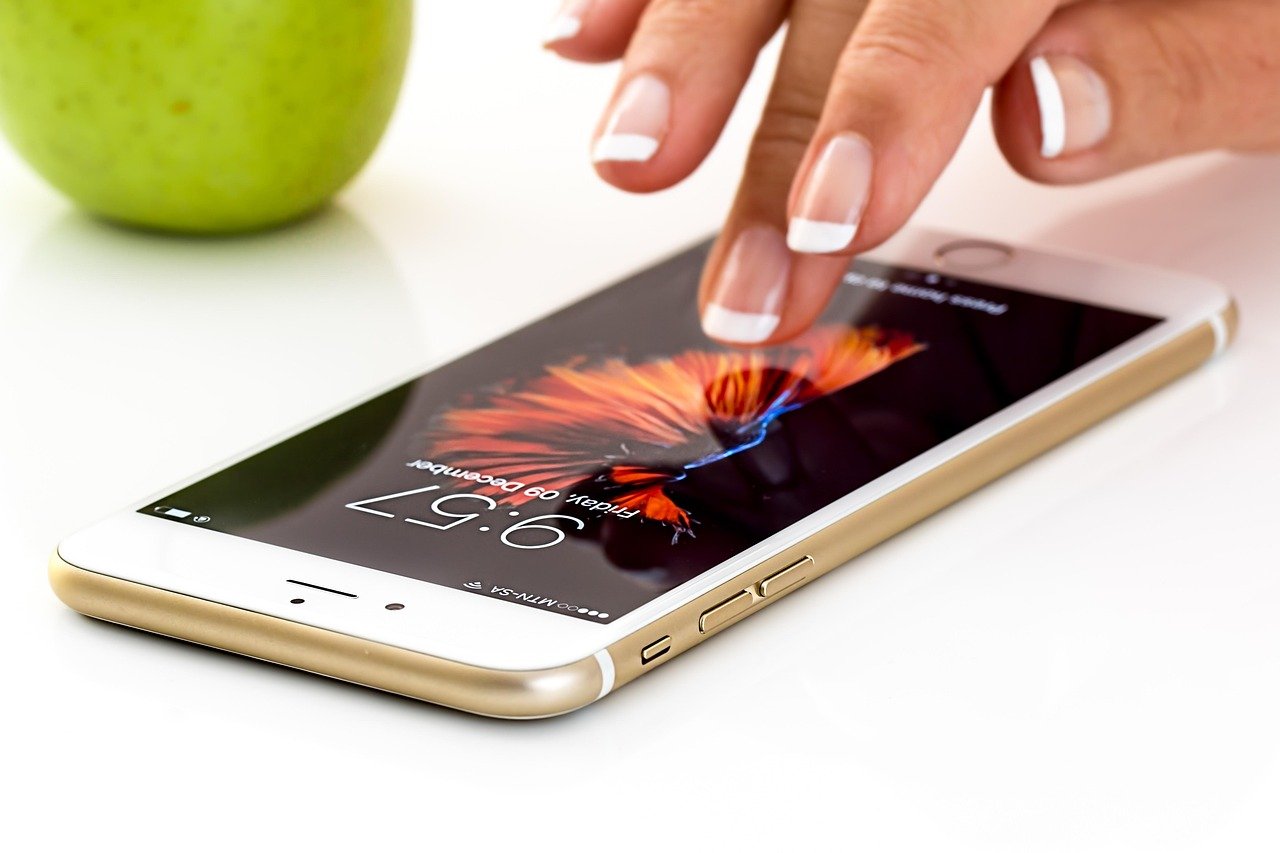 Snapseed App Review: Is It Still One of the Best Photo Editing Apps?
